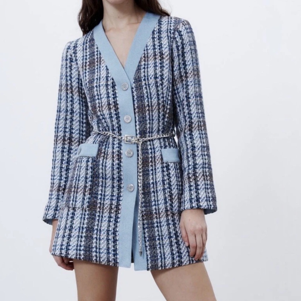 Zara Light Blue and Navy Plaid Tweed Cardigan Jacket size large ❤️